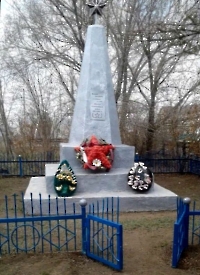Памятник павшим в Великой Отечественной войне с. Уральское