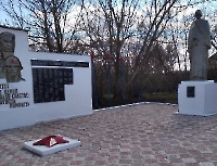 Мемориал «Скорбящая мать» с. Каменногорское