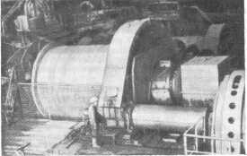 В главном корпусе обогатительной фабрики. 