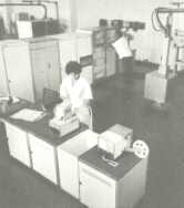 Анализ технологических процессов ведется с помощью автоматов. 