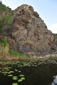 Гора Поперечная у реки Губерли