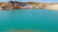 Карабутакский отработанный золотоносный карьер с озером. Май 2021 года