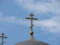 Храм апостола Иоанна Богослова села Чёрный Отрог. Июль 2010 года