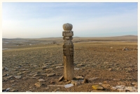 Кладбище Кызаулер с тремя стелами-кулпытасами