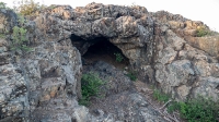Пещера-штольня в Камсакском ущелье. Май 2021 года