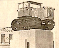 Памятник первоцелинникам в посёлке Восточный