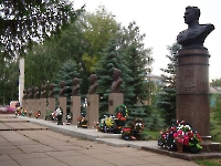 Аллея Героев в селе Шарлык