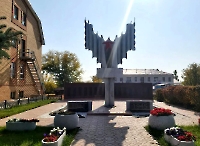 Памятник воинам, погибшим в годы Великой Отечественной войны и умершим в мирное время с. Черноречье