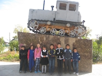 Памятник первоцелинникам в посёлке Комсомольский