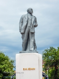 Памятник В.И. Ленину с. Сакмара. Июль 2023 года