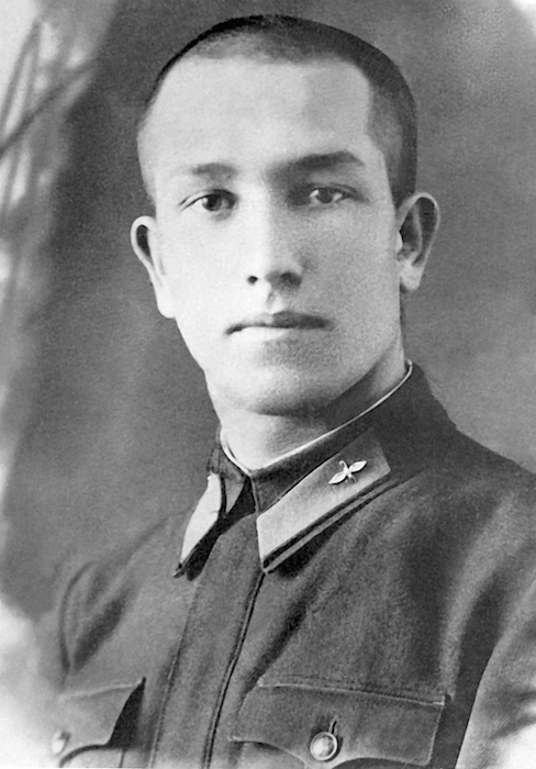 Абдрашитов Шамиль Мунасыпович (1921–1944)