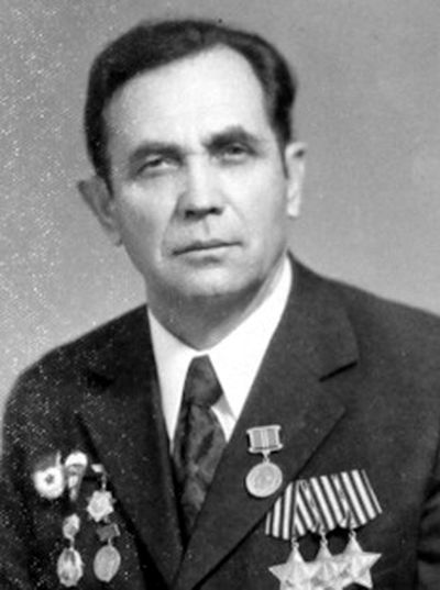 Калашников Юрий Васильевич (1924–1992)