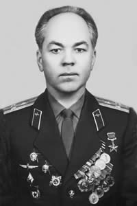 Злыденный Иван Дмитриевич (1919–2017)