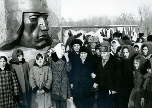 Открытие обелиска в п. Рубежинский