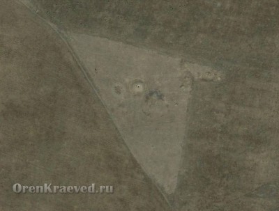 Степные урочища с курганами Три Мара вид сверху