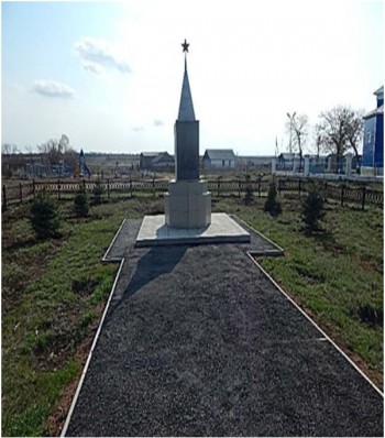 Постамент Воинам Новосергиевского района, погибшим в Великую Отечественную войну с. Верхняя Платовка